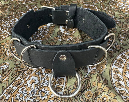 Black Collar with D ring details
